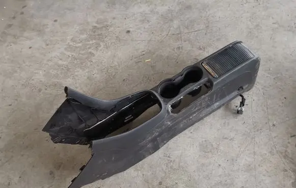 Buick Encore I Center console