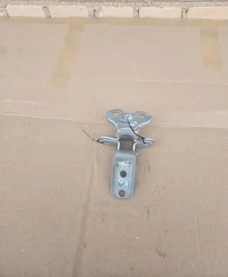 Toyota RAV 4 (XA40) Rear door hinge set