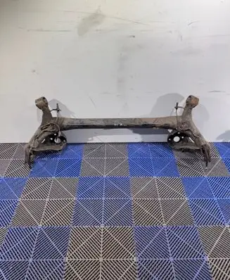 Toyota Prius (XW30) Rear axle beam 