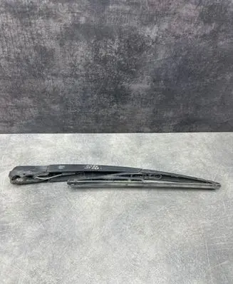Renault Clio II Rear wiper blade arm 7700847532