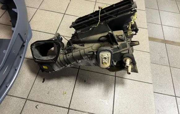 Opel Astra H Interior heater climate box assembly 13244357 52418866 0337A3