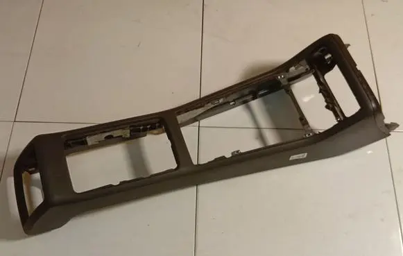 Audi A8 S8 D3 4E Center console 4E0863241