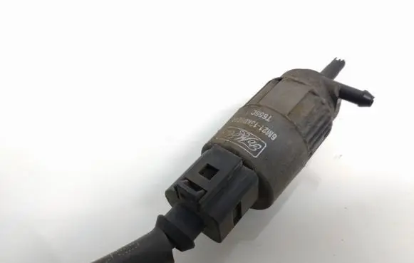 Ford Galaxy Windscreen/windshield washer pump 6M2113K082AA