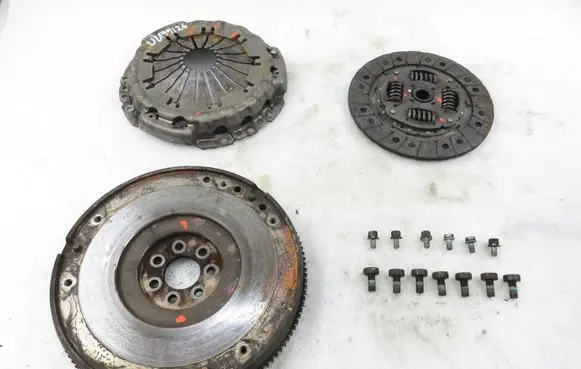 Renault Master II Flywheel 324060610 124056510 8200117425