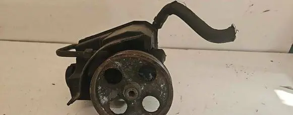 Citroen Xsara Picasso Power steering pump 26080330QE 9636320580