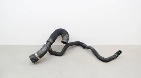 Audi A8 S8 D4 4H Engine coolant pipe/hose 4H0121088AA