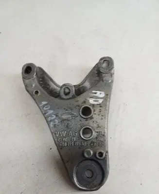Skoda Roomster (5J) Engine mounting bracket 6Q0199185AB