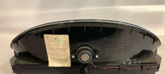 Land Rover Range Rover L322 Speedometer (instrument cluster) AH42-10849-AS