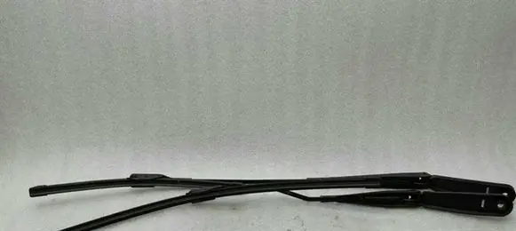 BMW X1 F48 F49 Front wiper blade arm 7360517