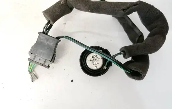 Audi A4 S4 B5 8D Front door speaker 8d0035399a