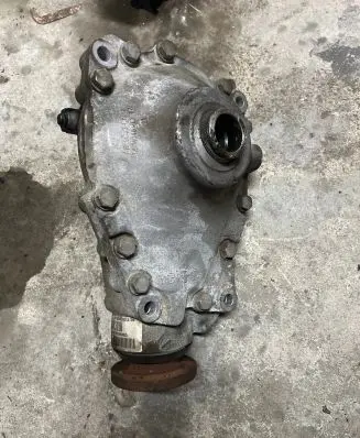 BMW 3 F30 F35 F31 Front differential 7578153 EA8203338 1116040700560000