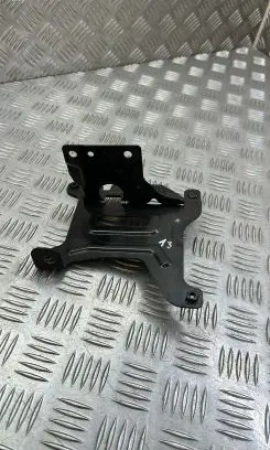 Hyundai Tucson IV NX4 ABS pump bracket 