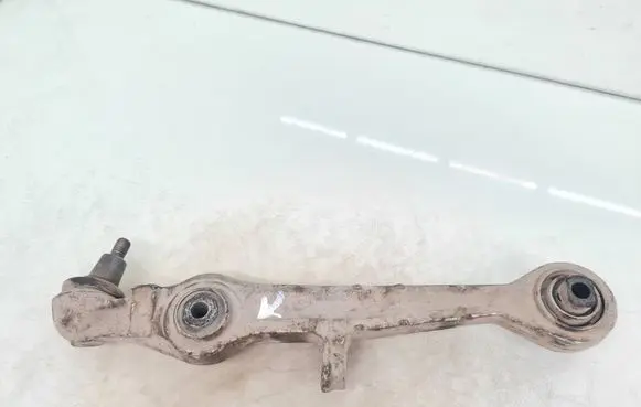 Front lower control arm/wishbone