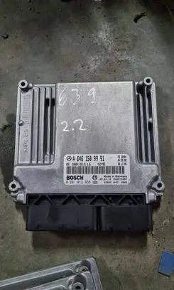 Mercedes-Benz Vito Viano W639 Engine control unit/module A6461509991 0281012838