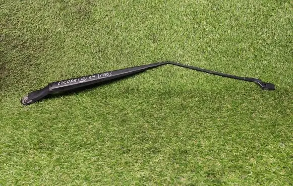 Buick Encore I Front wiper blade arm 178645
