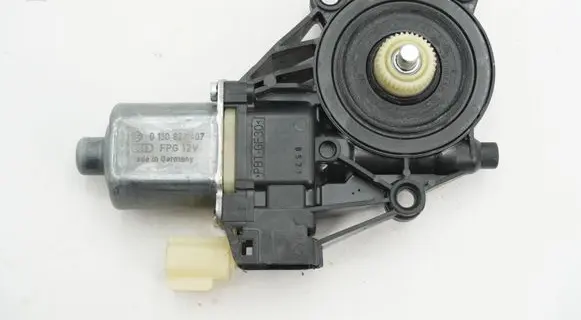 Ford Fiesta Front door electric window regulator 8A6114553A 0130822407