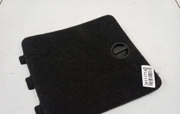 Volkswagen PASSAT B6 Other trunk/boot trim element 1J0867468