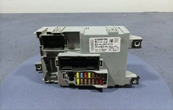 Fuse box set