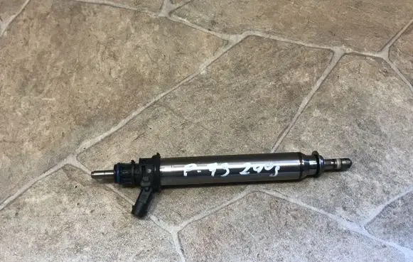 Mercedes-Benz S C217 Fuel injector A2780700687
