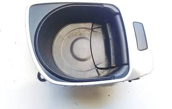Cup holder