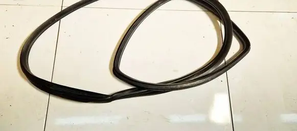 Honda Jazz Rubber seal rear door 