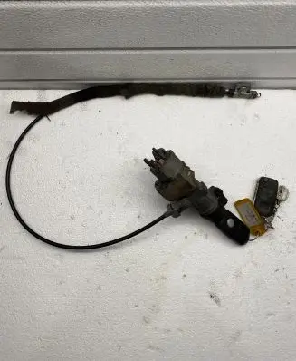 Volkswagen Transporter - Caravelle T5 Ignition lock 4B0905851M