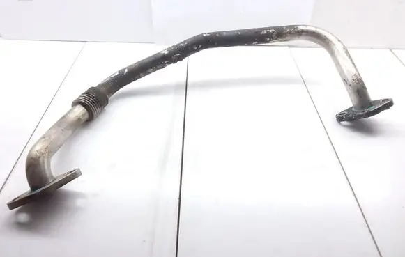 Skoda Octavia Mk2 (1Z) EGR valve line/pipe/hose 03G131521A
