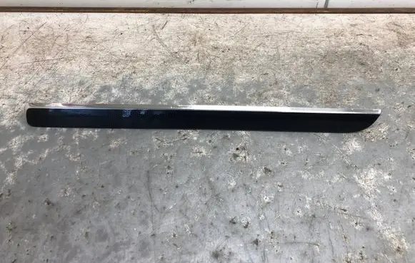 Volkswagen Golf VI Dashboard glove box trim 5K1858529