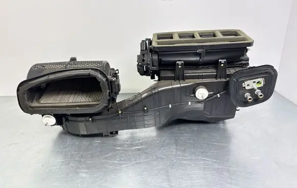 Jeep Grand Cherokee Interior heater climate box assembly P68110179AE