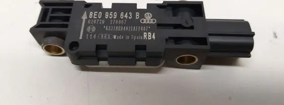 Audi A4 S4 B7 8E 8H Airbag deployment crash/impact sensor 8E0959643B