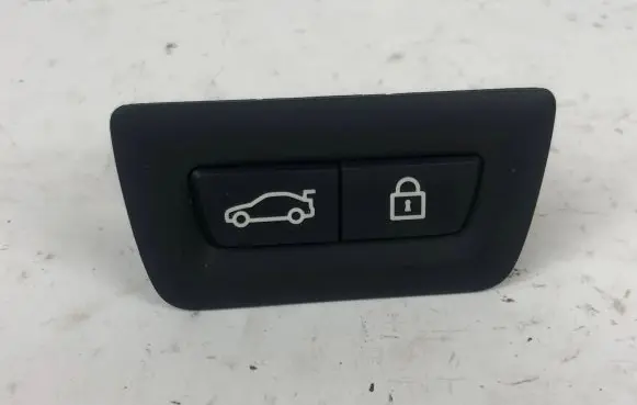 BMW 5 F10 F11 Tailgate/boot open switch button 9275121