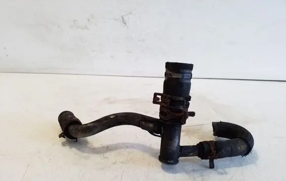 Suzuki Grand Vitara II Engine coolant pipe/hose
