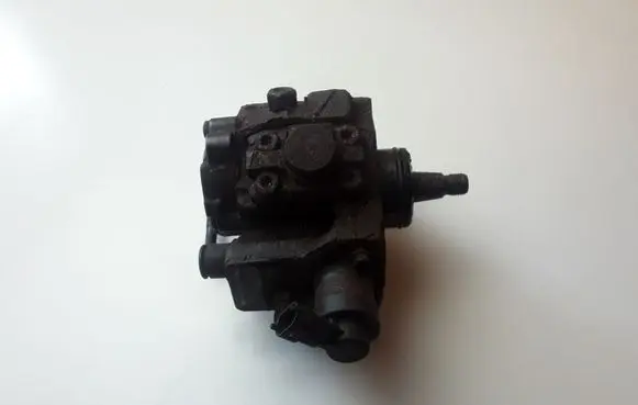 Hyundai ix35 Fuel injection high pressure pump 331002A420