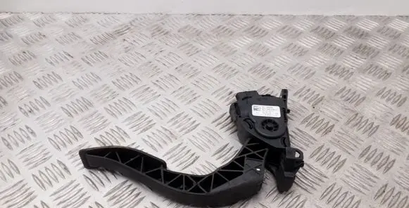 Audi A6 S6 C7 4G Accelerator throttle pedal 8K1723523A