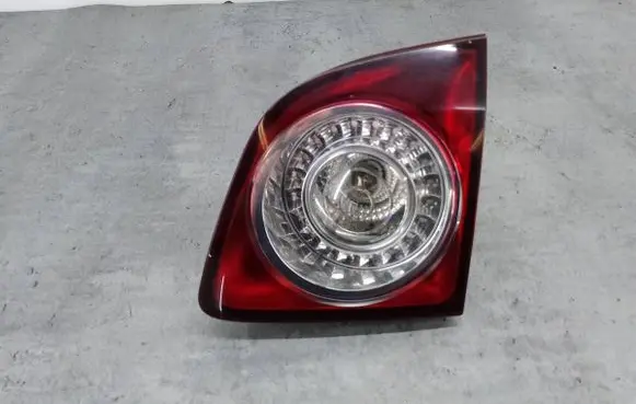 Volkswagen Golf Plus Rear/tail lights 5M0945094H