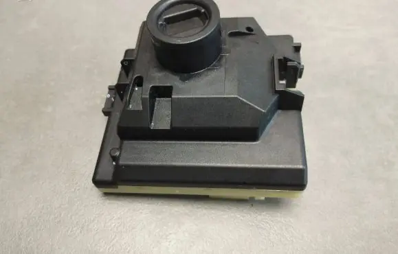 Engine start stop button switch