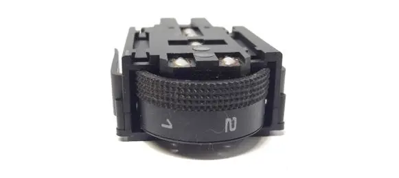 Volkswagen PASSAT B4 Headlight level height control switch 04050711