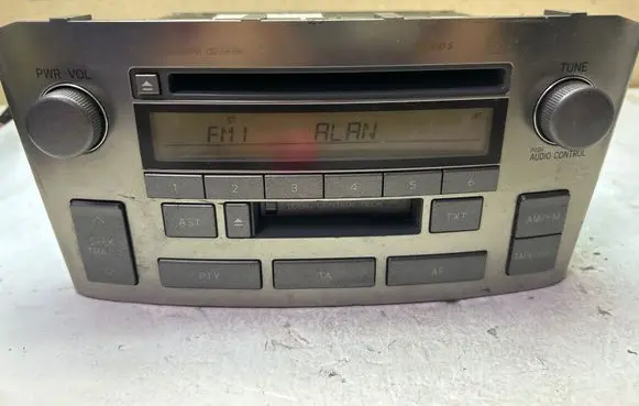 Toyota Avensis T220 Radio/CD/DVD/GPS head unit 8612005080 W53901 CQMS6271L