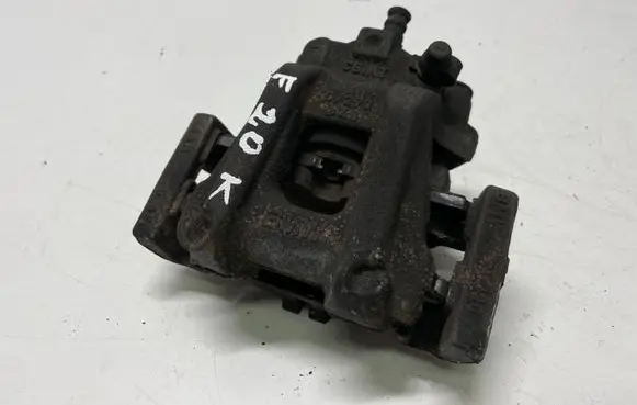 BMW 1 F20 F21 Rear brake caliper W09123