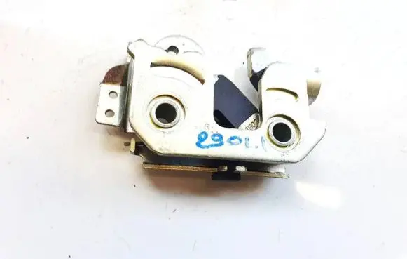 Opel Vectra C Seat back rest lock catch 10414213
