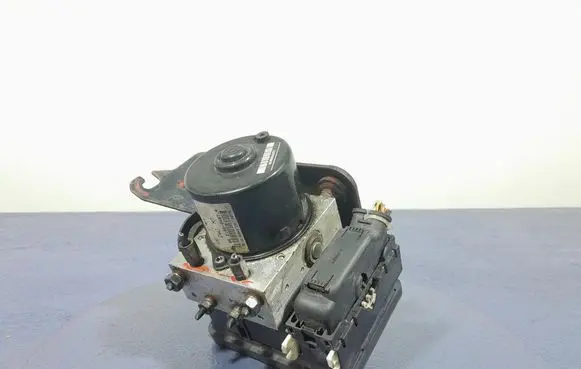 Suzuki Swift I ABS Pump 06210906723