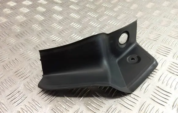 BMW X1 F48 F49 Rear light trim 7350722