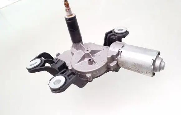 Volkswagen Golf Plus Rear window wiper motor 0390201809 5M0955711B