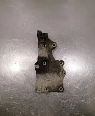 Volkswagen Touran I Generator/alternator bracket 038903143AF 32061 AS9C30