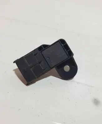 Volvo V70 Air pressure sensor 0261230424 31405341