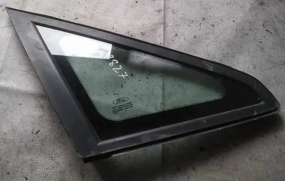 Ford Focus C-MAX Front triangle window/glass AS2