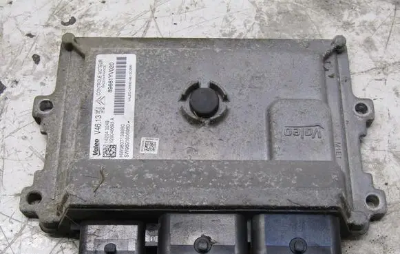 Peugeot 307 Engine control unit/module ECU 89661YV020
