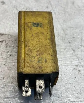 Audi A6 S6 C5 4B Other relay 447959875