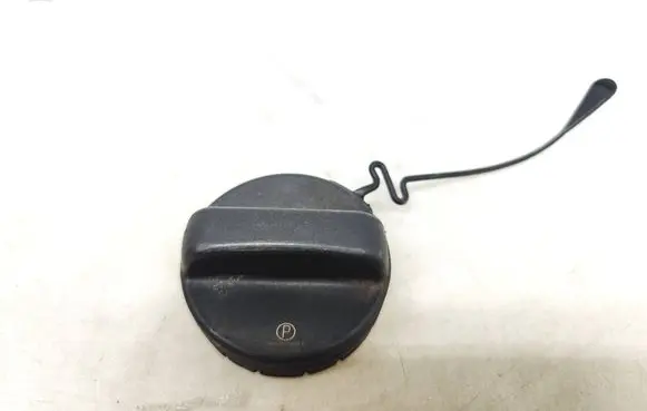 Toyota Prius (XW50) Fuel tank filler cap 