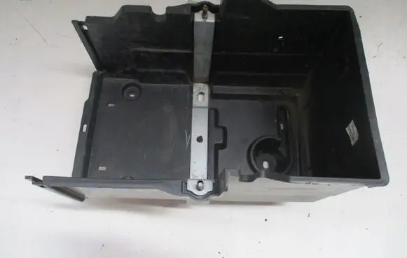 BMW 2 Active Tourer U06 Battery box tray AM5110723AD